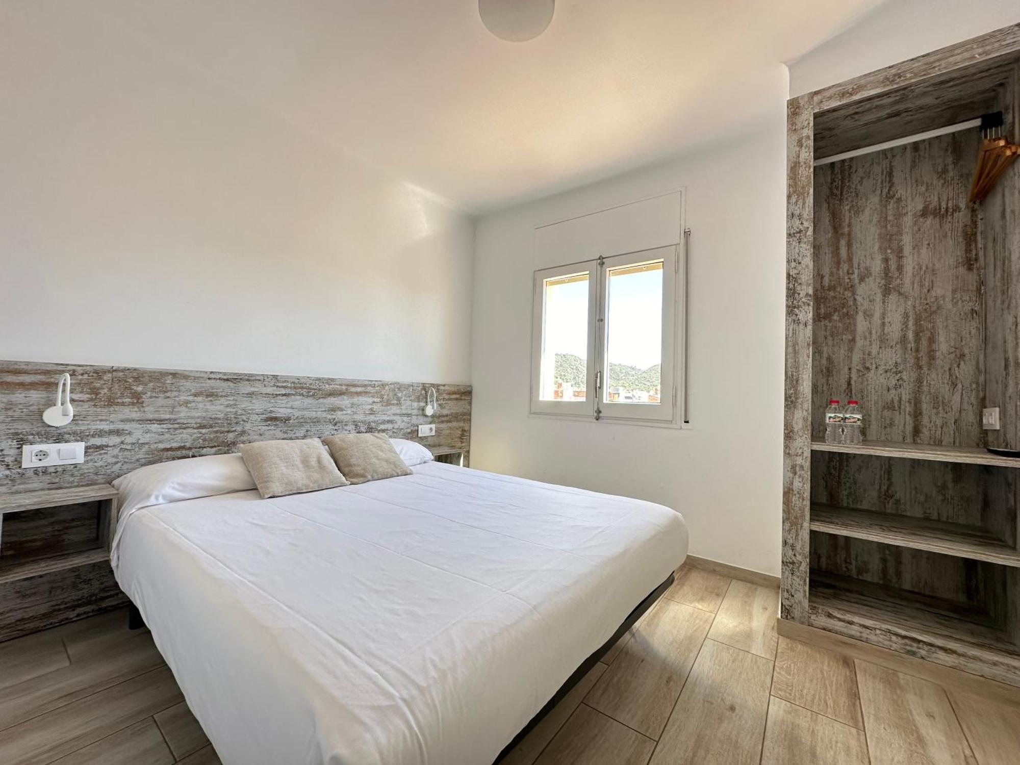 Agi Gloria Rooms Roses Exterior foto